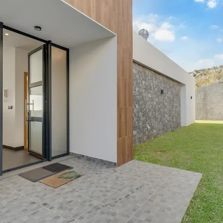 فيلة Casa Mozart Ii Estreito Da Calheta