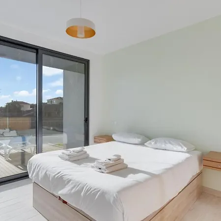 Apartment Casa Mozart Ii Sea View, Pool & Sunny Retreat *